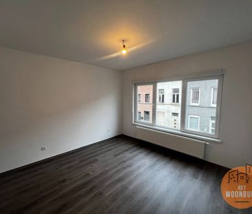 Gezellige rijwoning met 2 slaapkamers en koer - Foto 3