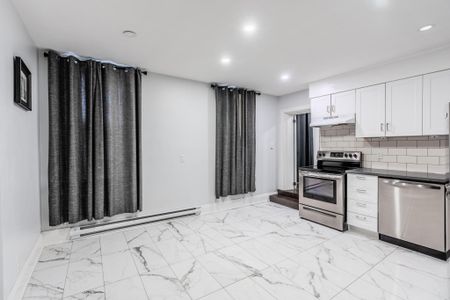 For Lease - 756 Dundas Street Unit# Main, Toronto, Ontario - Photo 5