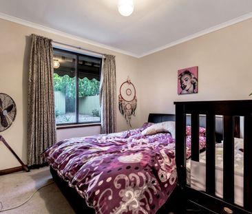 Charming Two-Bedroom Duplex with Private Outdoor Living in the Hear... - Photo 5