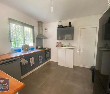 Location Maison 5 pièces 131m² LA SALINE 97422 - Photo 3