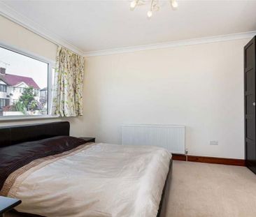 4 bedroom semi-detached house to rent - Photo 1