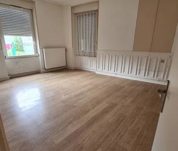 Location Appartement 5 pièces 120 m2 à Saint-Dié-des-Vosges - Photo 4