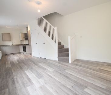 2 bedroom house to rent - Photo 1