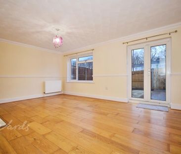 3 bedroom terraced house to rent - Photo 3