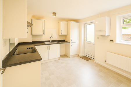 2 bedroom house to rent - Photo 3