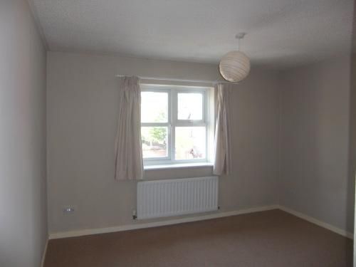 2 bedroom house to rent - Photo 1