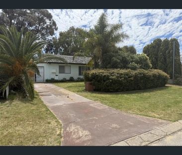 8 Wannyne Street, Mandurah, WA 6210 - Photo 5