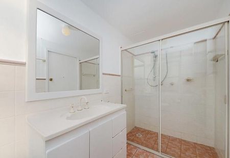 62/66 Darling Point Road, Darling Point NSW 2027 - Apartment For Rent | Domain - Photo 4