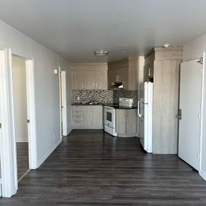 Appartement 4 1/2 à Louer - Photo 2