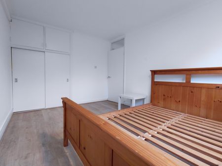 Thackeray Court, Hanger Vale Lane, London W5 - Photo 4