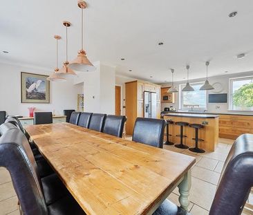 6 bedroom detached house to rent - Photo 4