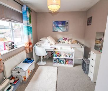 Fawn Crescent, Hedge End, Southampton - Photo 3