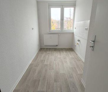 Ihr neues Zuhause: Gepflegte Wohnung mit Tageslichtbad und Balkon i... - Photo 1