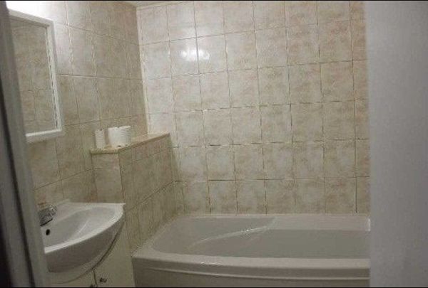 For Lease - 2012 Bonnymede Drive, Mississauga, Ontario - Photo 1