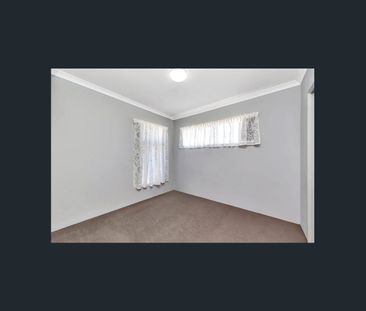 Cosy Unit Located in Mandurah - Photo 3