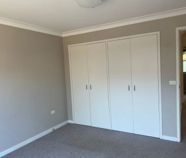 Neat & Tidy Villa - Photo 5