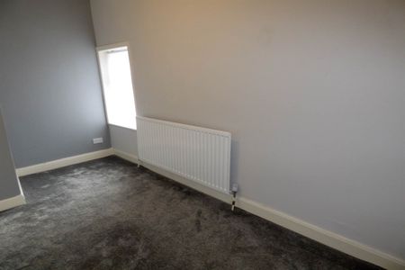 2 bed end of terrace house to rent in Tyndal Gardens, Dunston, NE11 - Photo 2