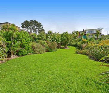 Refreshed 2 Bedroom with Charm Galore! - Photo 4