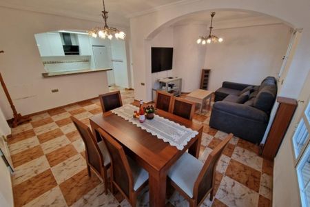 Dúplex Moderno en Lomas de Cabo Roig - Vacacional - Photo 5