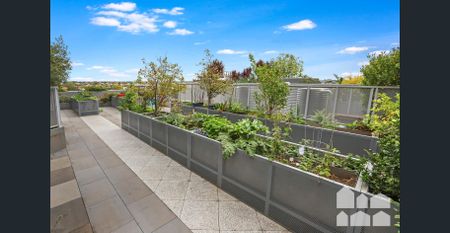 Inner Footscray Apartment, City Views & The Option Of Furnished or Non Furnished - Photo 3