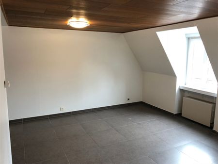 Vernieuwde studio centrum Kortrijk - Foto 2