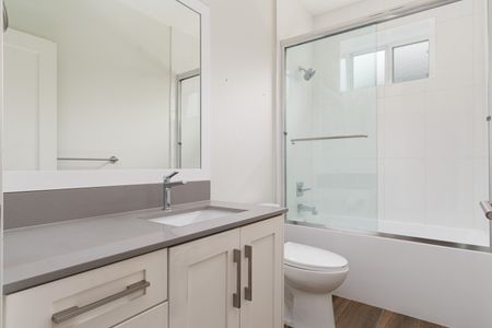 Canada Way & Hazelmere St, Burnaby - Photo 5