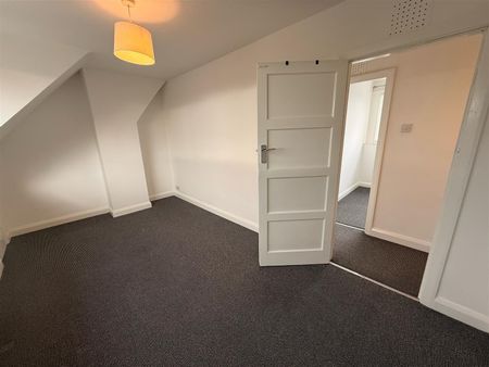 Cross Lane, Bebington, CH63 3AL - Photo 5