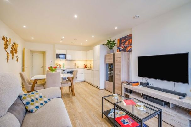 1 Bed Flat, Distel Apartments, SE10 - Photo 1