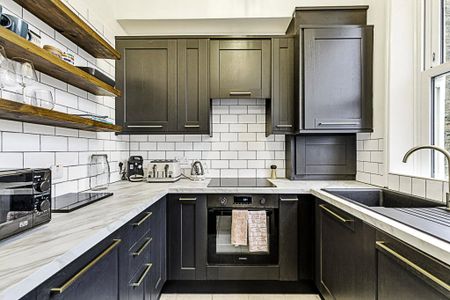 Shepherds Bush Road, Brook Green, W6, London - Photo 5