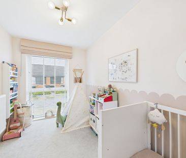 3 Bedroom - Photo 2