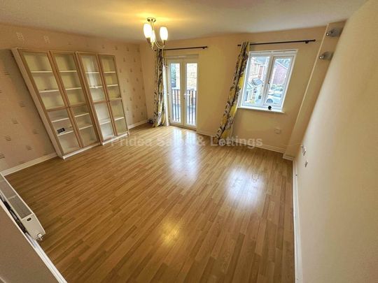 3 bedroom semi-detached house to rent - Photo 1