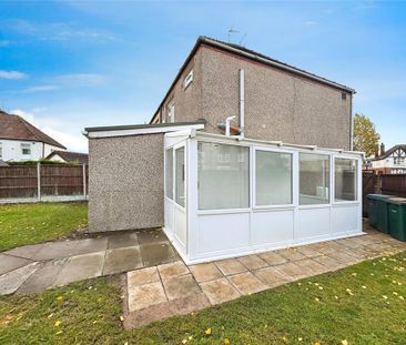 3 bedroom semi-detached house to rent - Photo 2