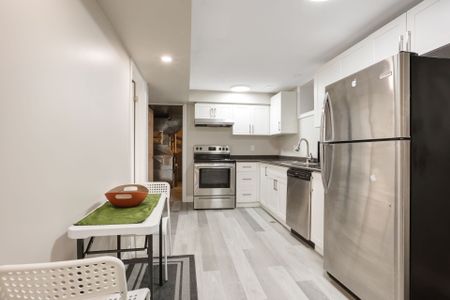 For Lease - 1506 Queen's Boulevard, Kitchener, Ontario - Photo 5