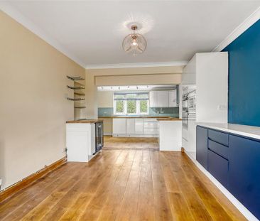 3 bedroom semi-detached house to rent - Photo 6