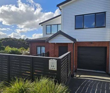 Modern 3BR Home in Long Bay – Pets Welcome! - Photo 1