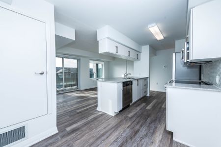 For Lease - 40 Via Rosedale Way Unit# 304, Brampton, Ontario - Photo 4