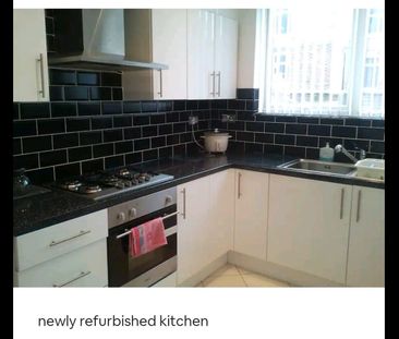 Room in a Shared House, Roberts Avenue, M14 - Photo 6