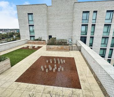 2 bedroom flat to rent Calibra Court -2-Bed Top Floor Flat-Allocate... - Photo 6