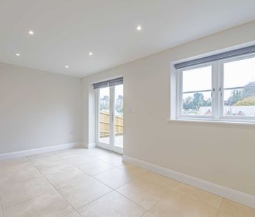 3 bed Semi Detached for rent - Photo 1