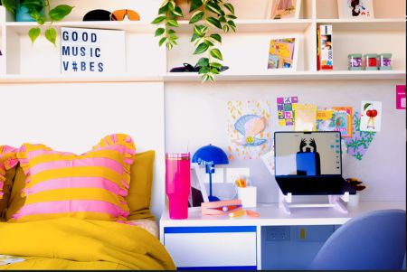 2 Bed Apartment-Double Bed with Corner Standand View - Photo 5