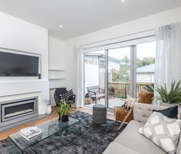 12/32 Dr Taylor Terrace, Johnsonville - Photo 5