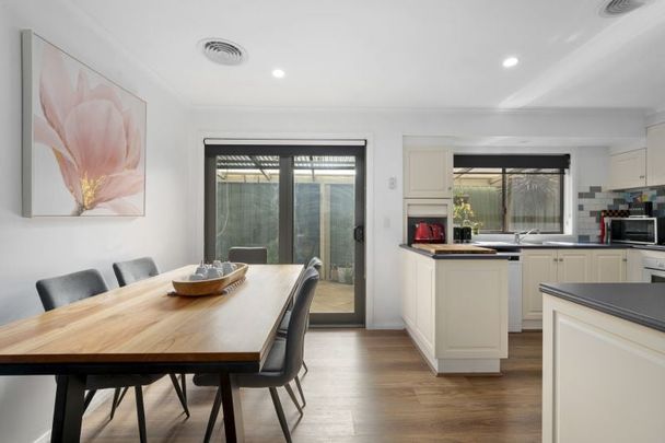 22 Sydenham Avenue North Bendigo VIC - Photo 1