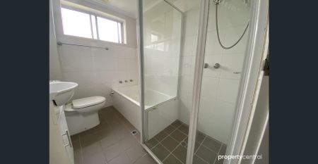 TWO BEDROOM APARTMENT IN THE HEART OF PENRITH - Photo 4