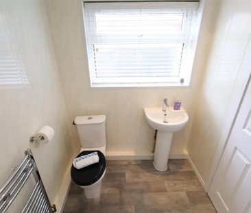 3 bedroom terraced house to rent - Photo 6