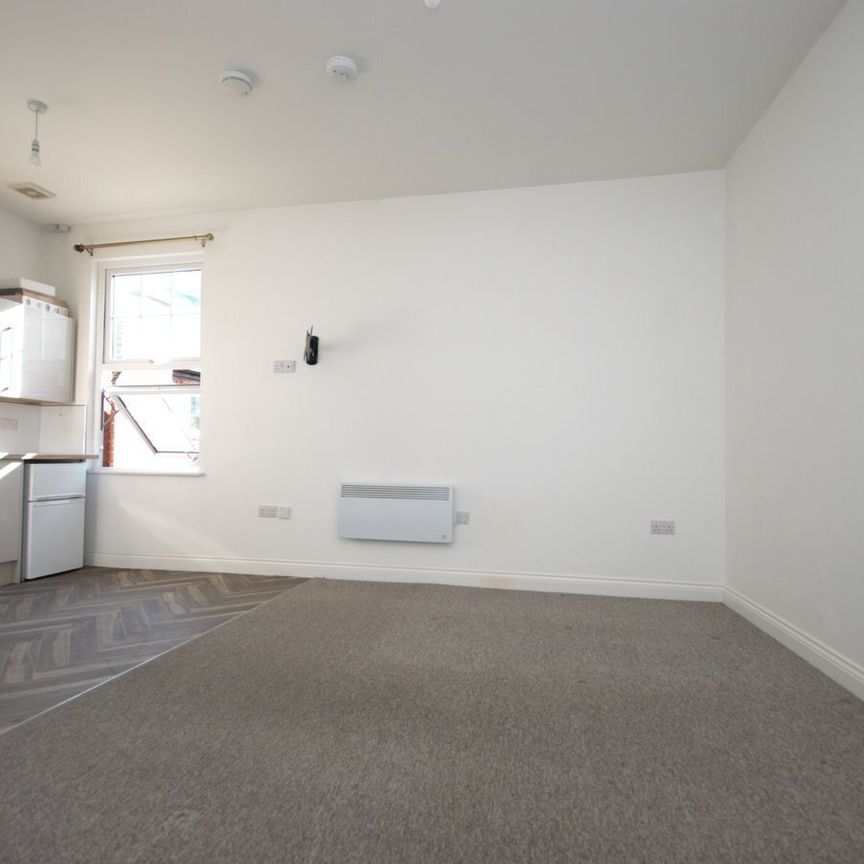 Regent Street, Rugby, CV21 - Photo 1