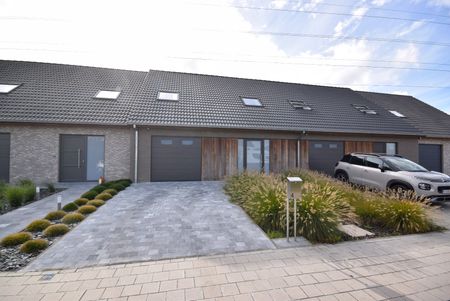 NIEUWBOUW WONING MET EEN RUSTIGE LIGGING - Foto 2