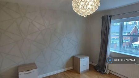 4 bedroom detached house to rent - Photo 5