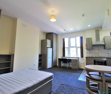 Flat 4D - Millennium Court, Selly Oak, Birmingham, B29 6ND - Photo 2