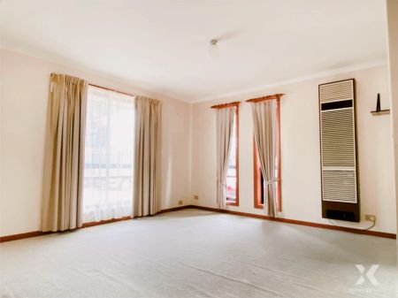 2 Bed, 1 Bath - Photo 4