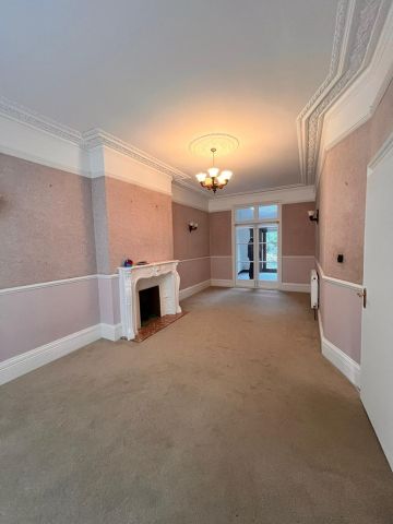 5 Bed Terraced House, Aberdour Road, IG3 - Photo 3